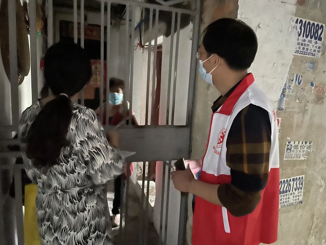 践诺担任 同心防疫——白云山pp电子公司积极增援基层疫情防控