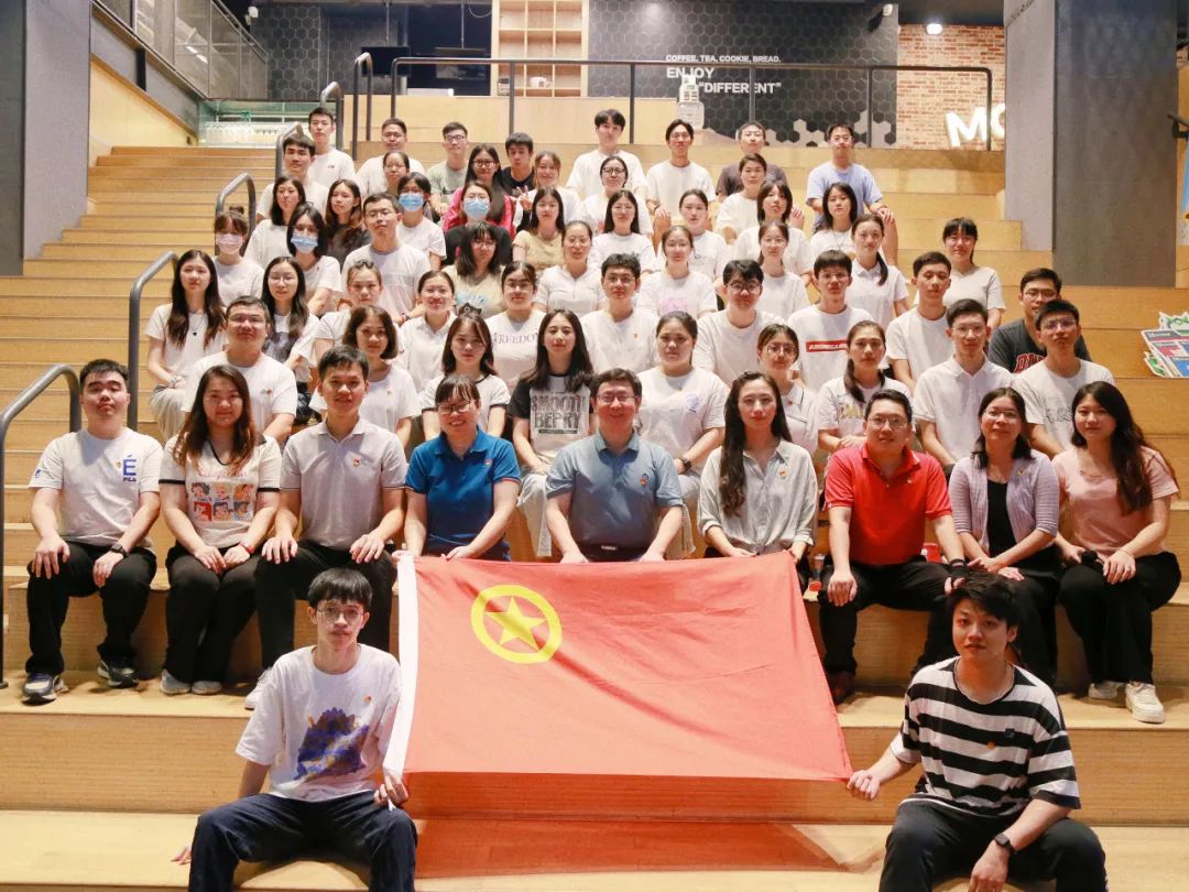 奋进新时期 青春不一young——白云山pp电子公司团委进行主题团日活动暨2023年五四赞美及超龄团员离团典礼